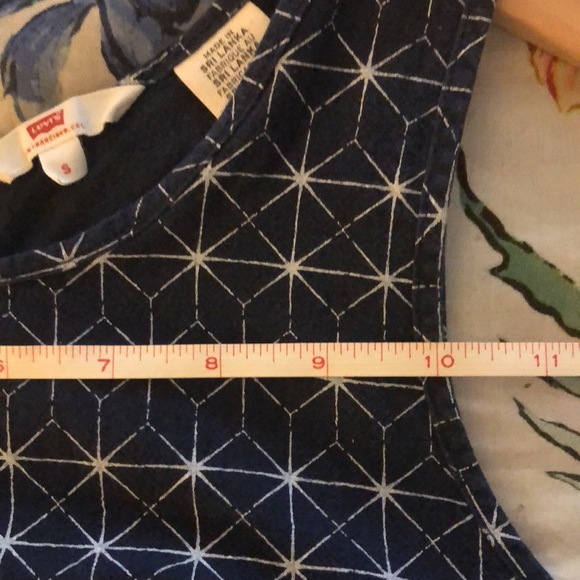 Levi’s 100% Cotton Sleeveless Navy Peplum Top - Picture 8 of 8